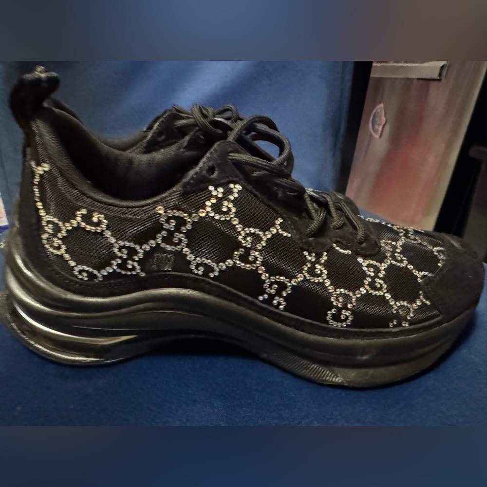 Gucci GG Crystal Run Sneakers
